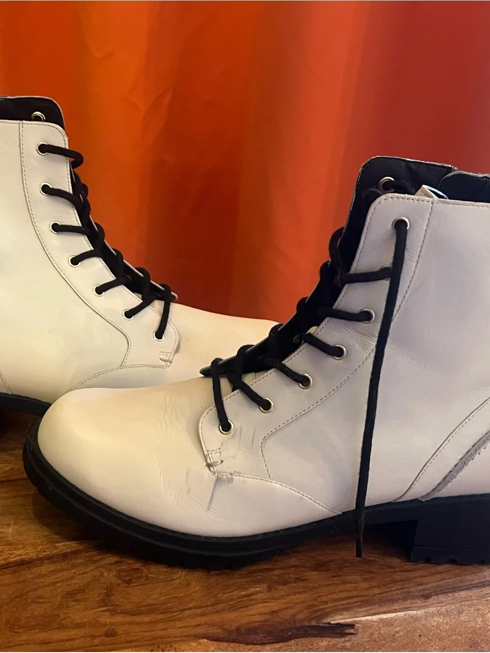Cole Haan White Lace-Up Ankle Boots with Black Laces and side zip - Picture 4 of 6
